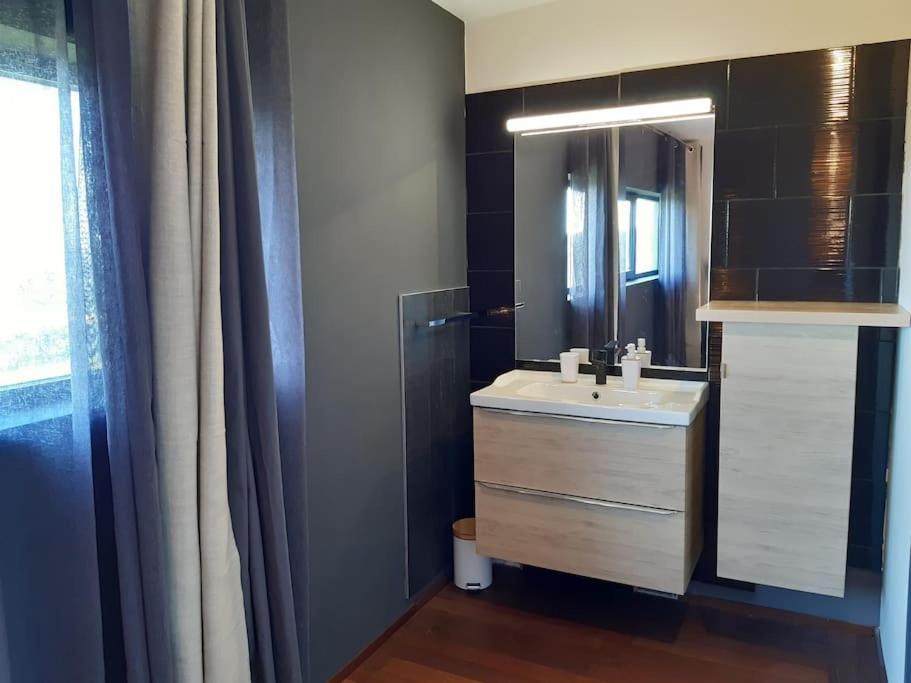 Logement 80 M2 Avec Terrasses Entre Les Deux Abers Ландеда Екстер'єр фото